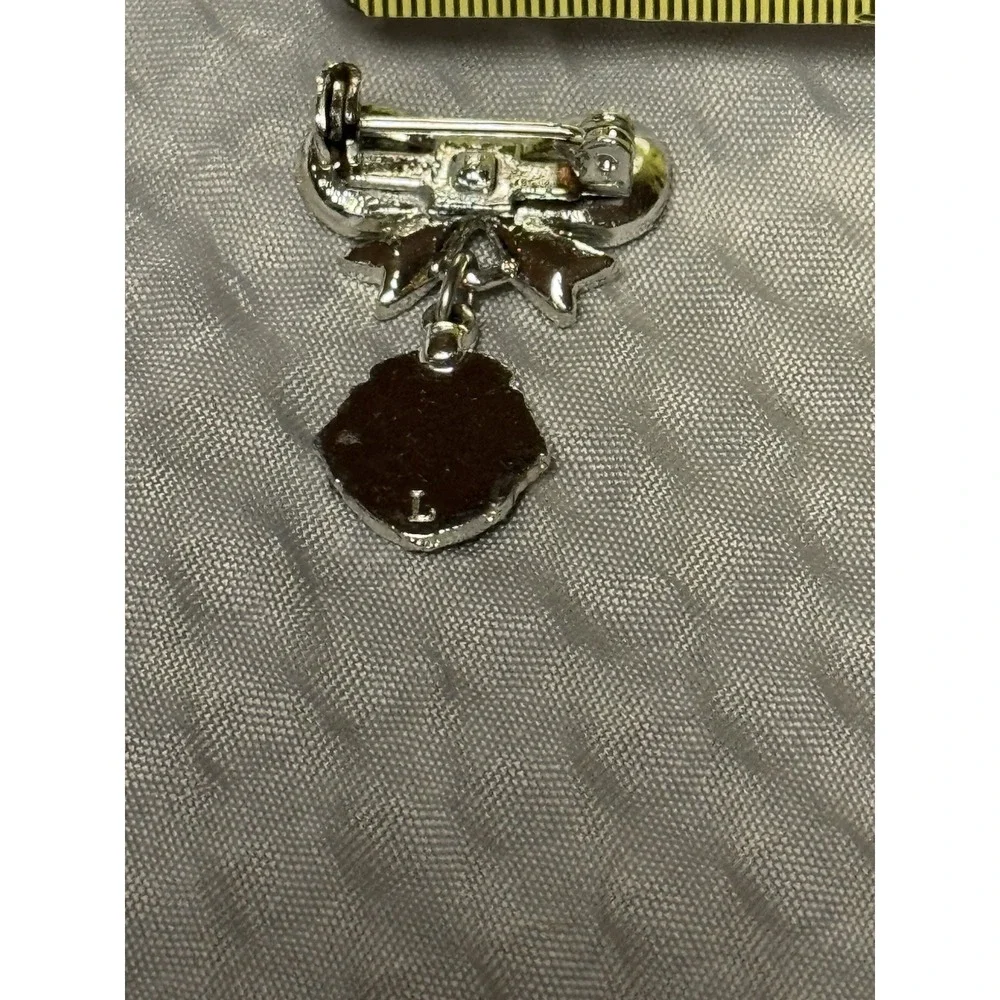 VTG. LIONS INTERNATIONAL BEAUTIFUL RHINESTONE BOW FRATERNAL CLUB DANGLE PIN‎ ORA